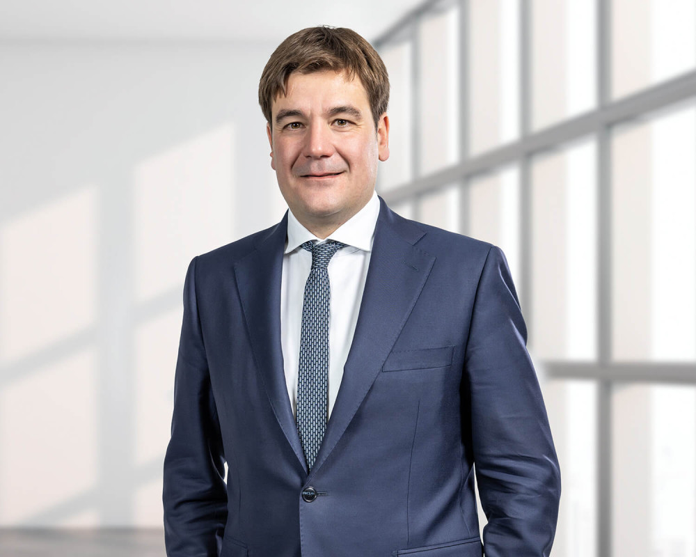 MLaw Luca Curdin Conrad