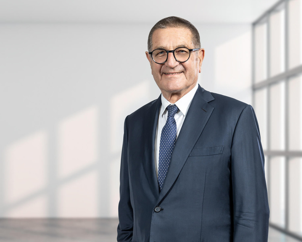 Dr. iur. Peter Curdin Conrad